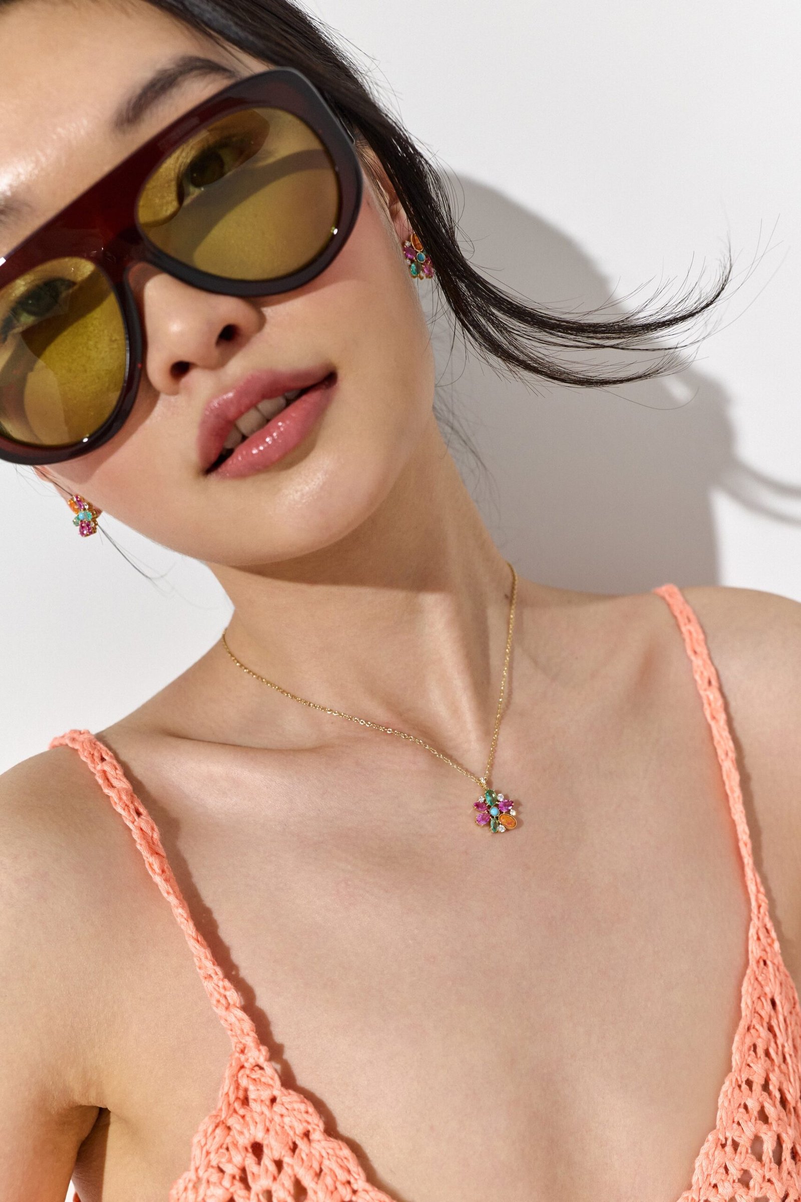 FRIEDA FLORAL PENDANT NECKLACE - Image 2