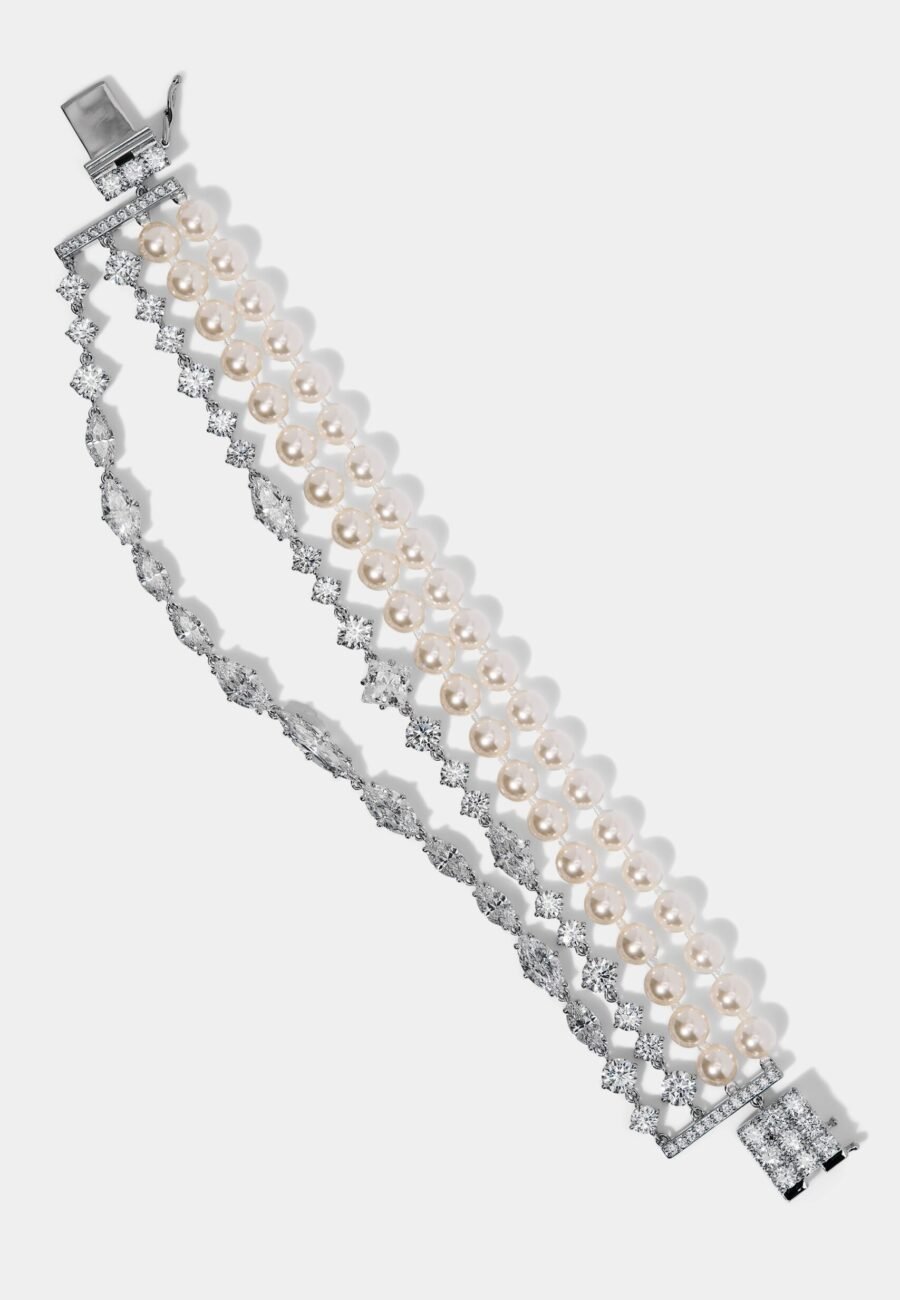 MATERIAL PEARL SWAG LINE BRACELET